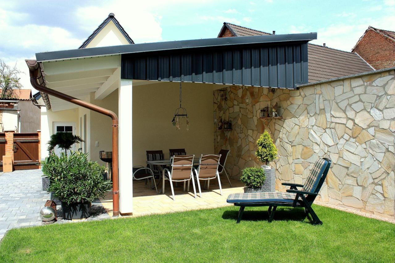 Ferienhaus Zum Gaesschen Weißenfels Esterno foto